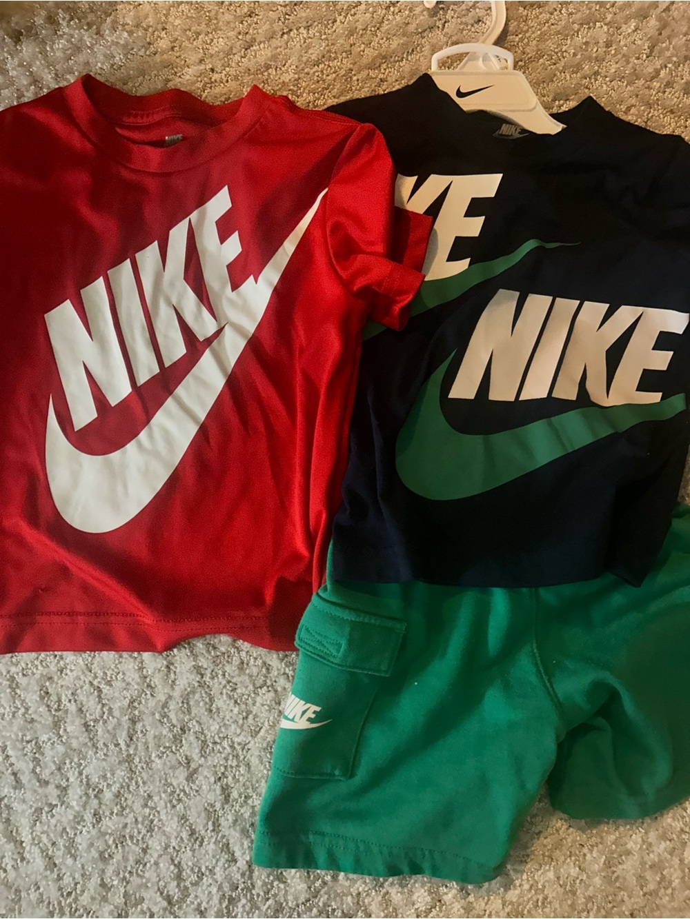 Nike Boys Logo Tee & Short Set - Red, Navy & Green 3t
Mathing set and a shirt